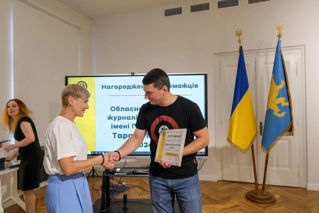 Директорка «Жидачів FM» Ірина Берник: «Дуже хочеться сказати в ефірі про українську перемогу» 18 Директорка «Жидачів FM» Ірина Берник: «Дуже хочеться сказати в ефірі про українську перемогу» 1