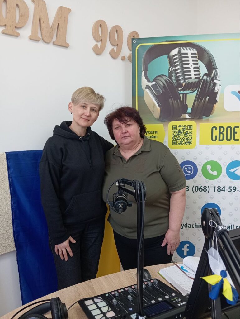 Директорка «Жидачів FM» Ірина Берник: «Дуже хочеться сказати в ефірі про українську перемогу» 20 Директорка «Жидачів FM» Ірина Берник: «Дуже хочеться сказати в ефірі про українську перемогу» 3