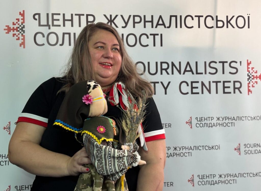 Візьміть шматочок льоду: як допомогти собі та іншим в критичних ситуаціях - тренінг у Запоріжжі 21 Візьміть шматочок льоду: як допомогти собі та іншим в критичних ситуаціях - тренінг у Запоріжжі 4