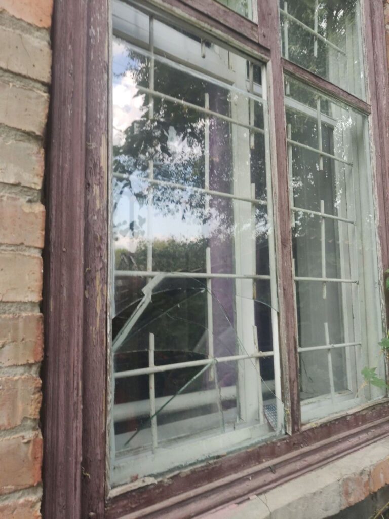 Під ворожий ракетний удар потрапила редакція газети «Червоний промінь» 1
