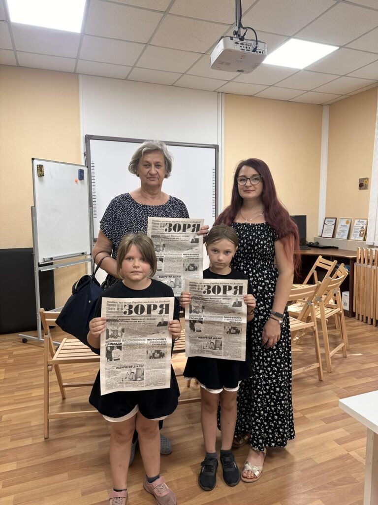 Олександр Пасічник про «Зорю»: як газета єднає лиманців від Лимана до Канади 19 Олександр Пасічник про «Зорю»: як газета єднає лиманців від Лимана до Канади 2