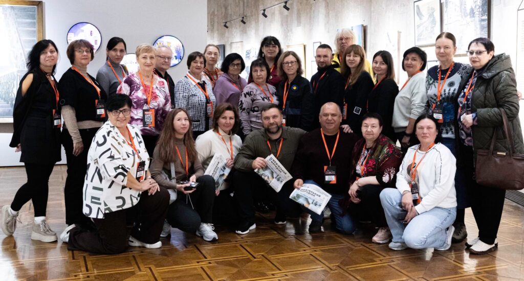Третій день Donbas Media Forum 2025: Персоналізація контенту, комунікація з ТОТ та судова журналістика 28 Третій день Donbas Media Forum 2025: Персоналізація контенту, комунікація з ТОТ та судова журналістика 11