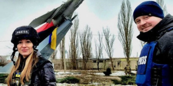 Світ не має права мовчати, коли журналістів убивають дрони: загинуло двоє журналістів FREEДОМ 25 Світ не має права мовчати, коли журналістів убивають дрони: загинуло двоє журналістів FREEДОМ