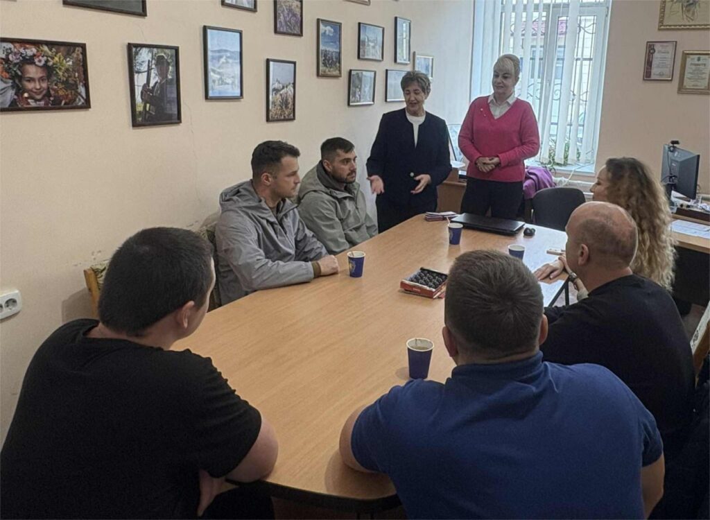 До спілчанської родини Івано-Франківщини долучилось десять колег 7