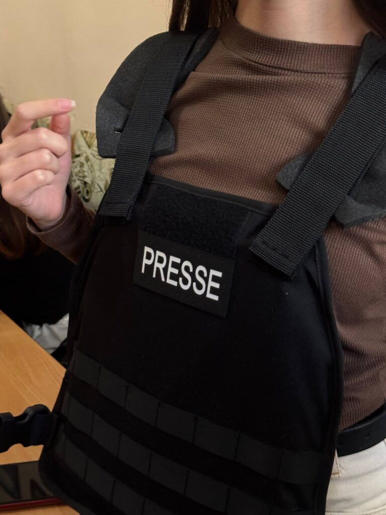 Це ще більше надихнуло стати журналістом: в Івано-Франківському ЦСЖ відбулася зустріч із майбутніми медійниками 21 Це ще більше надихнуло стати журналістом: в Івано-Франківському ЦСЖ відбулася зустріч із майбутніми медійниками 4