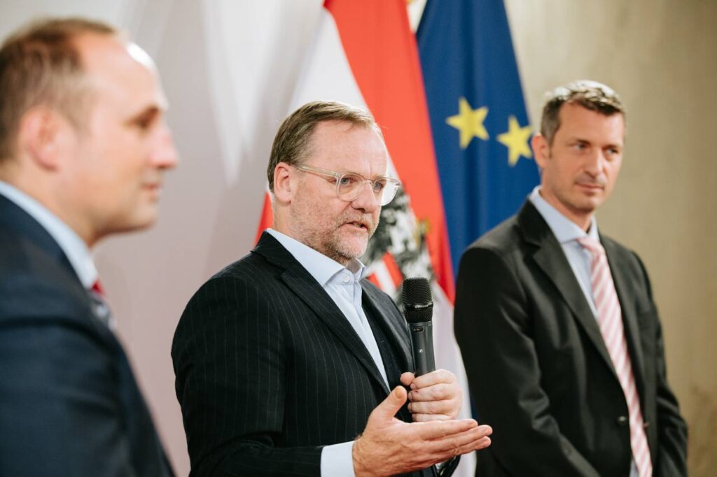 «Закликаємо включити відновлення медіа до всіх програм відновлення українських регіонів», – Ліна Кущ під час зустрічі у Відні 18 «Закликаємо включити відновлення медіа до всіх програм відновлення українських регіонів», – Ліна Кущ під час зустрічі у Відні 1