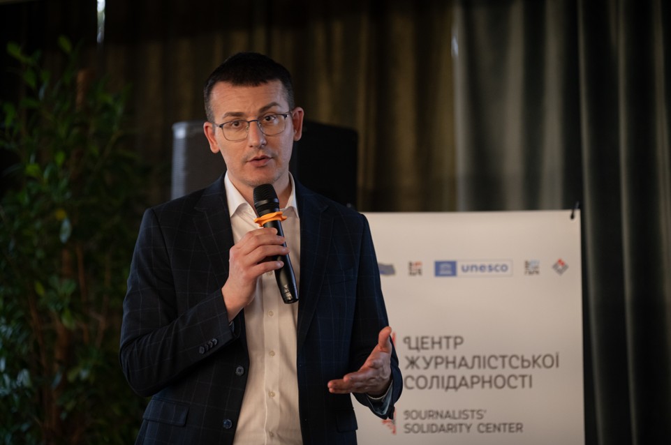 «Звільнити слово»: у Києві презентували стрічку про українських полонених журналістів 19 «Звільнити слово»: у Києві презентували стрічку про українських полонених журналістів 2