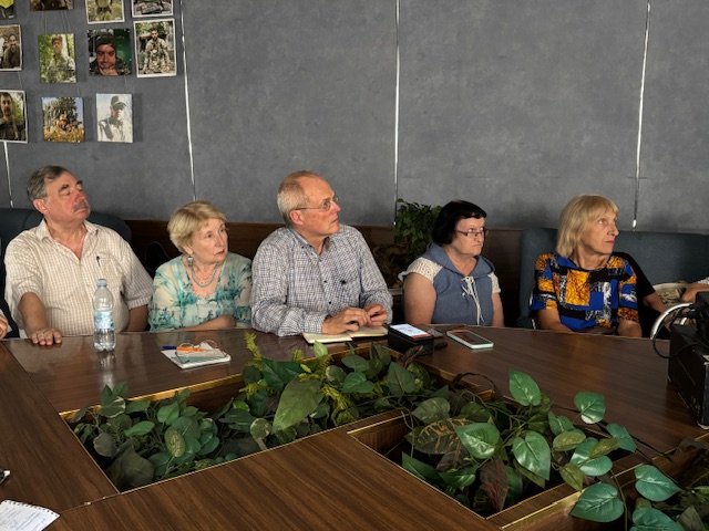 За 60 кілометрів від фронту: Запоріжжя очима німецького журналіста 19 За 60 кілометрів від фронту: Запоріжжя очима німецького журналіста 2