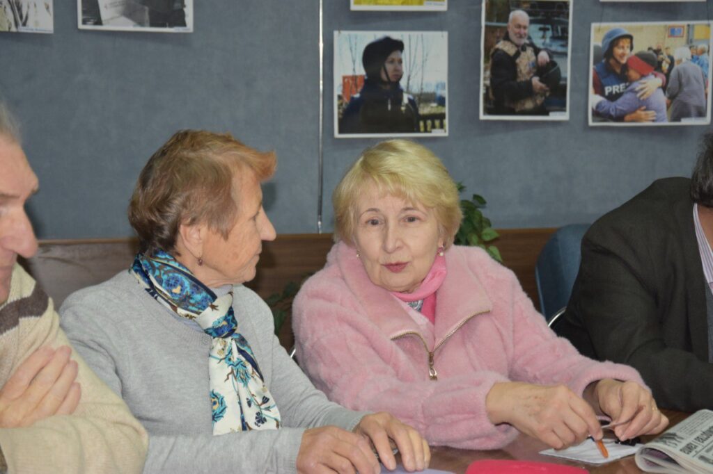 Гранти до мільйона гривень, ваучери на освіту, перенавчання журналістів пропонує служба зайнятості 21 Гранти до мільйона гривень, ваучери на освіту, перенавчання журналістів пропонує служба зайнятості 4