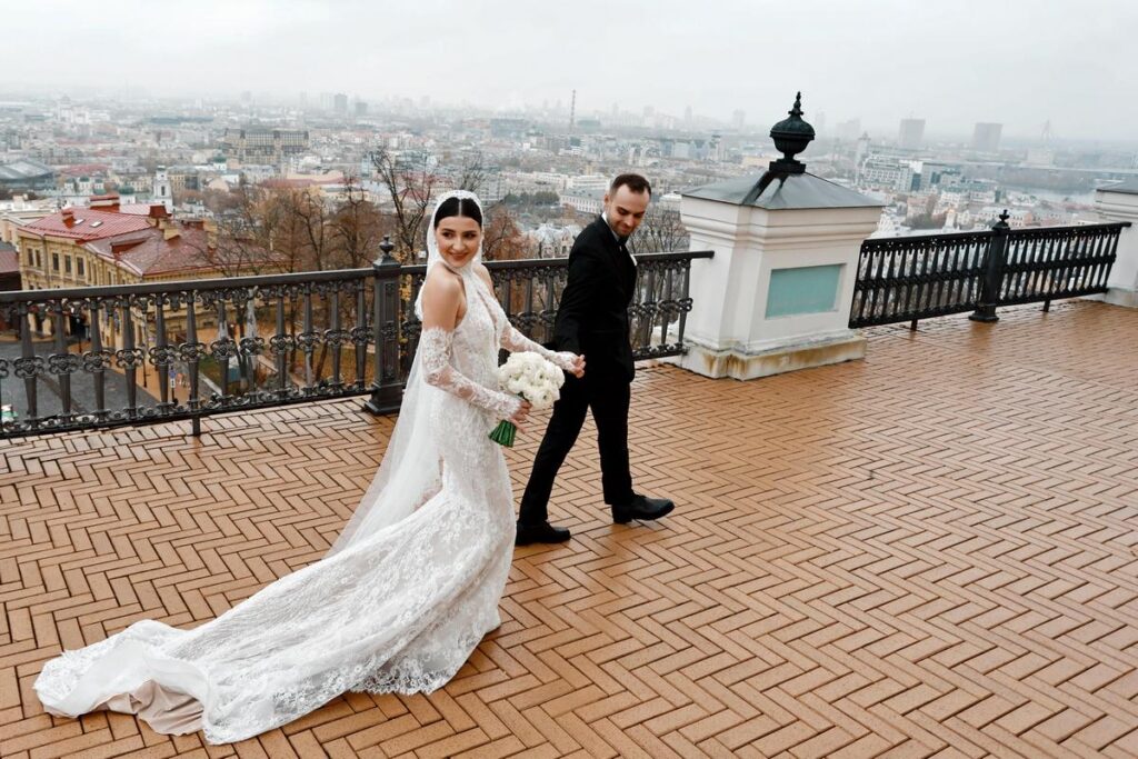 До весілля загоїлося: поранений фіксер Іван Захаренко одружився! 18 До весілля загоїлося: поранений фіксер Іван Захаренко одружився! 1