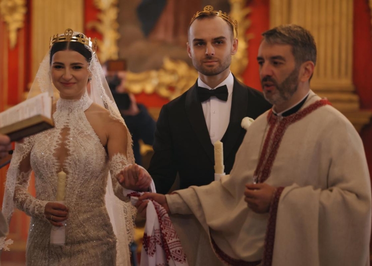 До весілля загоїлося: поранений фіксер Іван Захаренко одружився!