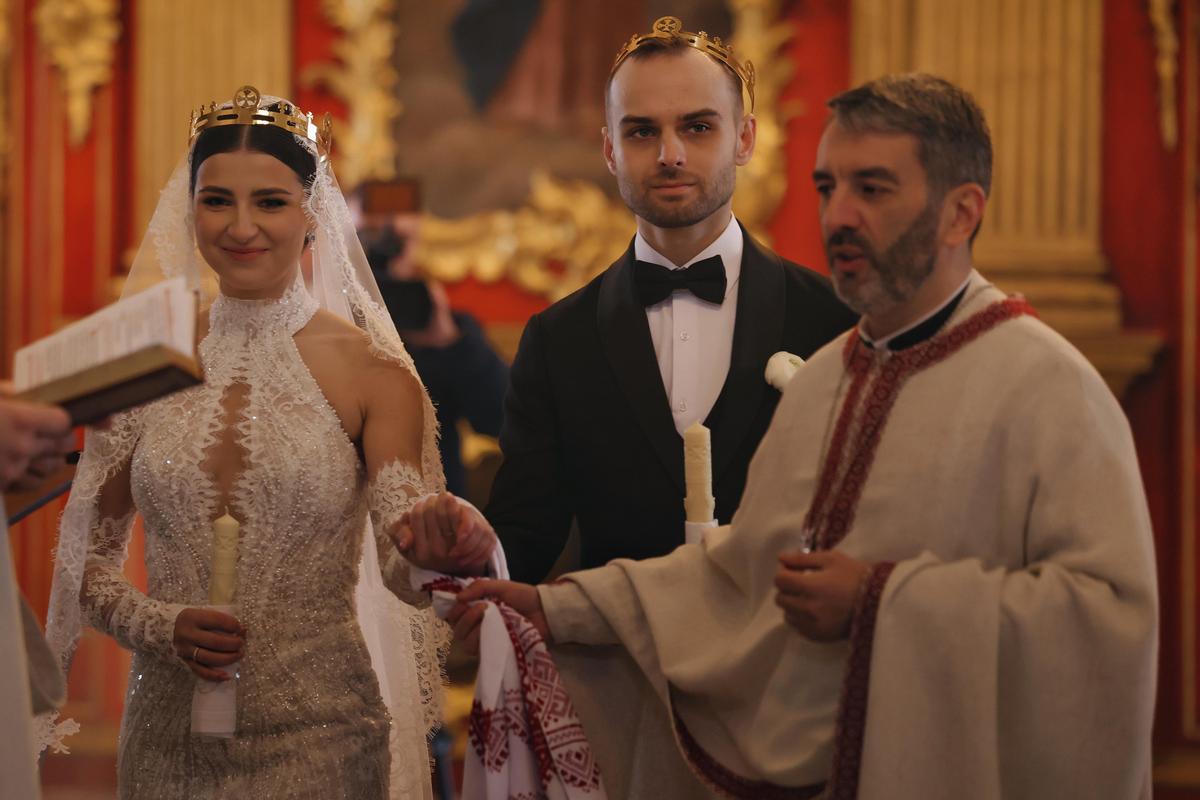 До весілля загоїлося: поранений фіксер Іван Захаренко одружився! 17 До весілля загоїлося: поранений фіксер Іван Захаренко одружився!