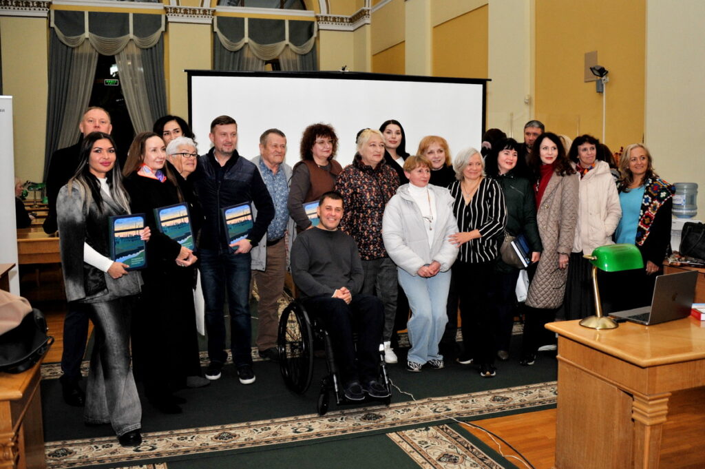 Деокупація пам'яті: у столиці представили енциклопедію-повість про Придінців'я 1