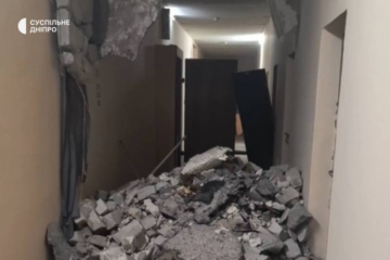 Унаслідок масованого дронового обстрілу Дніпра пошкоджено будівлю регіональної редакції Суспільного і телевежу (оновлено)