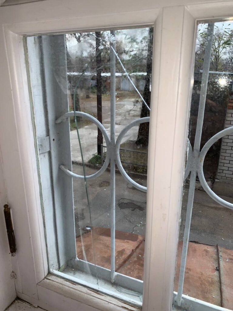 Після удару по телевежі та телецентру у Дніпрі постраждало житло двох працівників Суспільного 2