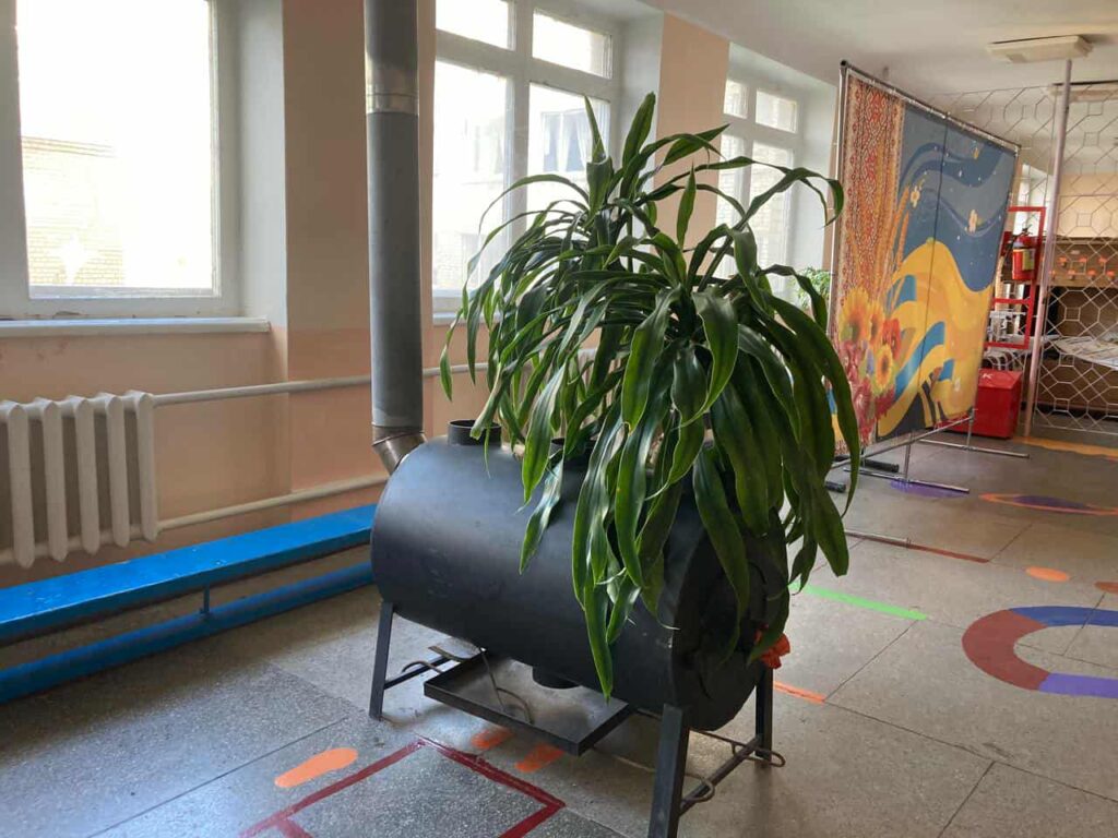 «Ще донедавна відносно безпечні урбанізовані громади змушені переймати досвід міст, що пережили не один блекаут», – журналіст Роман Кривко 24 «Ще донедавна відносно безпечні урбанізовані громади змушені переймати досвід міст, що пережили не один блекаут», – журналіст Роман Кривко 7