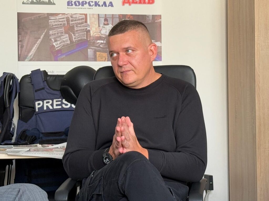 «Їдеш дорогою – навколо знищені авто... це справжнє пекло», – фіксер Андрій Коваленко про безпекову ситуацію у прифронтових регіонах 19 «Їдеш дорогою – навколо знищені авто... це справжнє пекло», – фіксер Андрій Коваленко про безпекову ситуацію у прифронтових регіонах 2