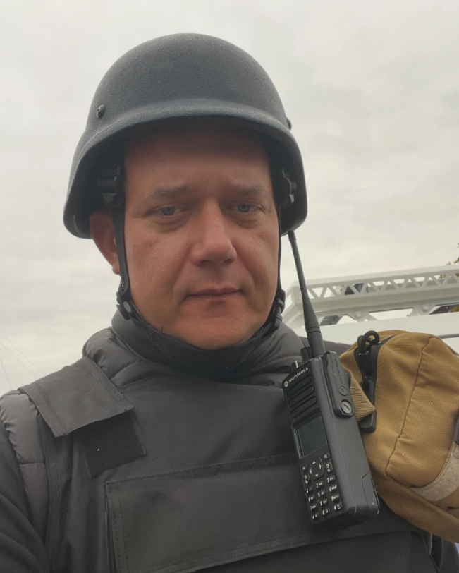 «Їдеш дорогою – навколо знищені авто... це справжнє пекло», – фіксер Андрій Коваленко про безпекову ситуацію у прифронтових регіонах 20 «Їдеш дорогою – навколо знищені авто... це справжнє пекло», – фіксер Андрій Коваленко про безпекову ситуацію у прифронтових регіонах 3