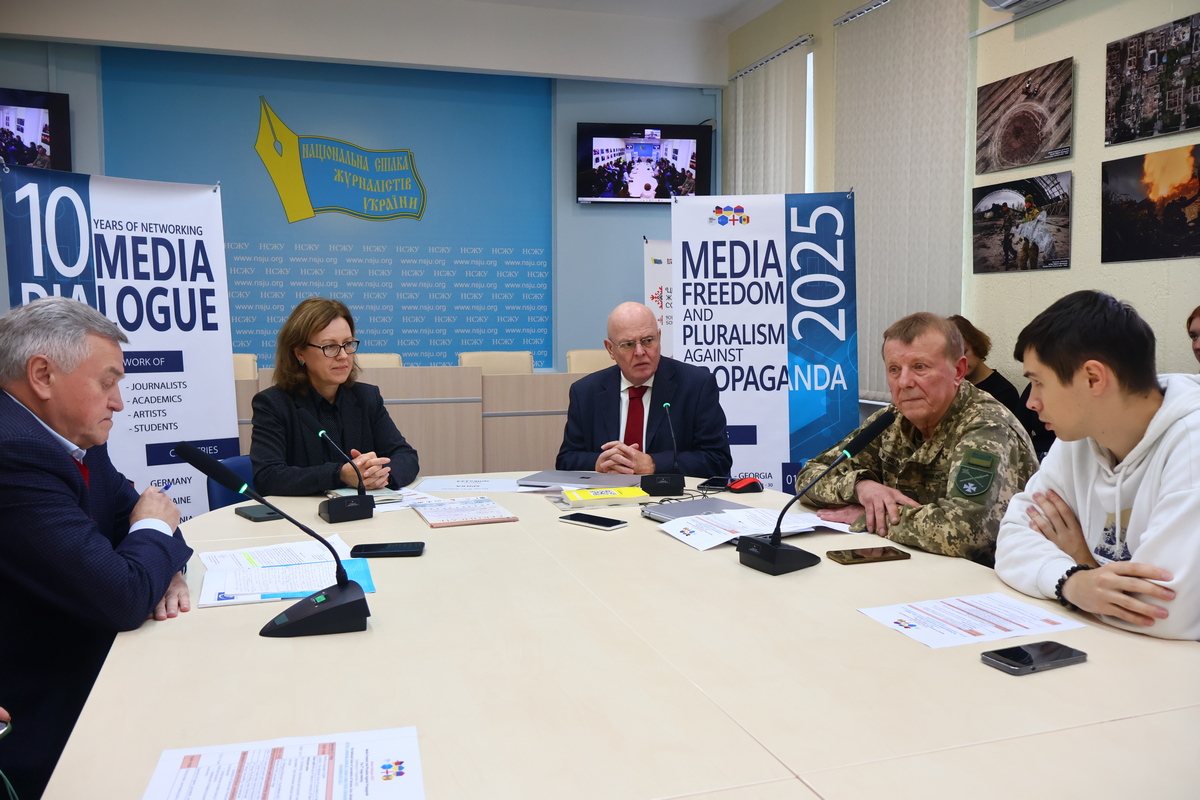 Медіа Діалог 2025: десять років медійного партнерства заради свободи слова і протидії пропаганди 17 Медіа Діалог 2025: десять років медійного партнерства заради свободи слова і протидії пропаганди
