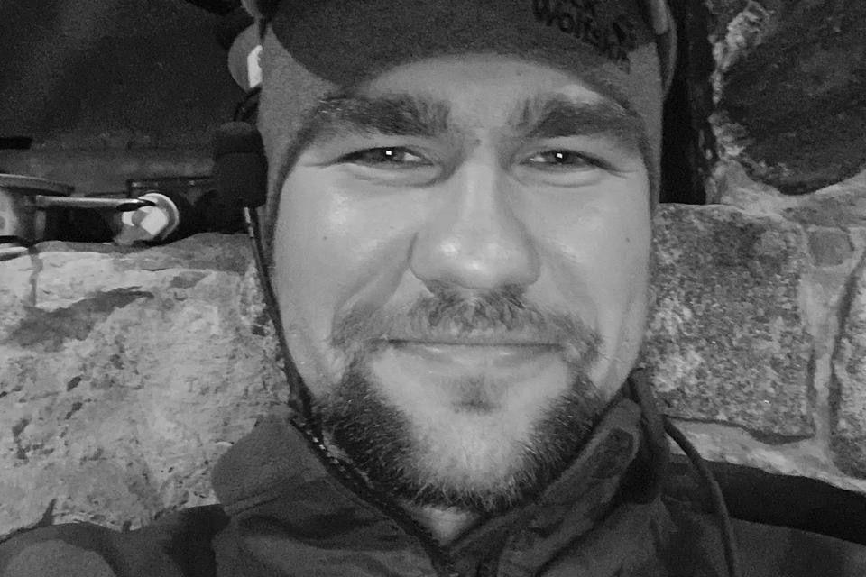 На фронті загинув медійник і воїн Антон Бондаренко 17 На фронті загинув медійник і воїн Антон Бондаренко