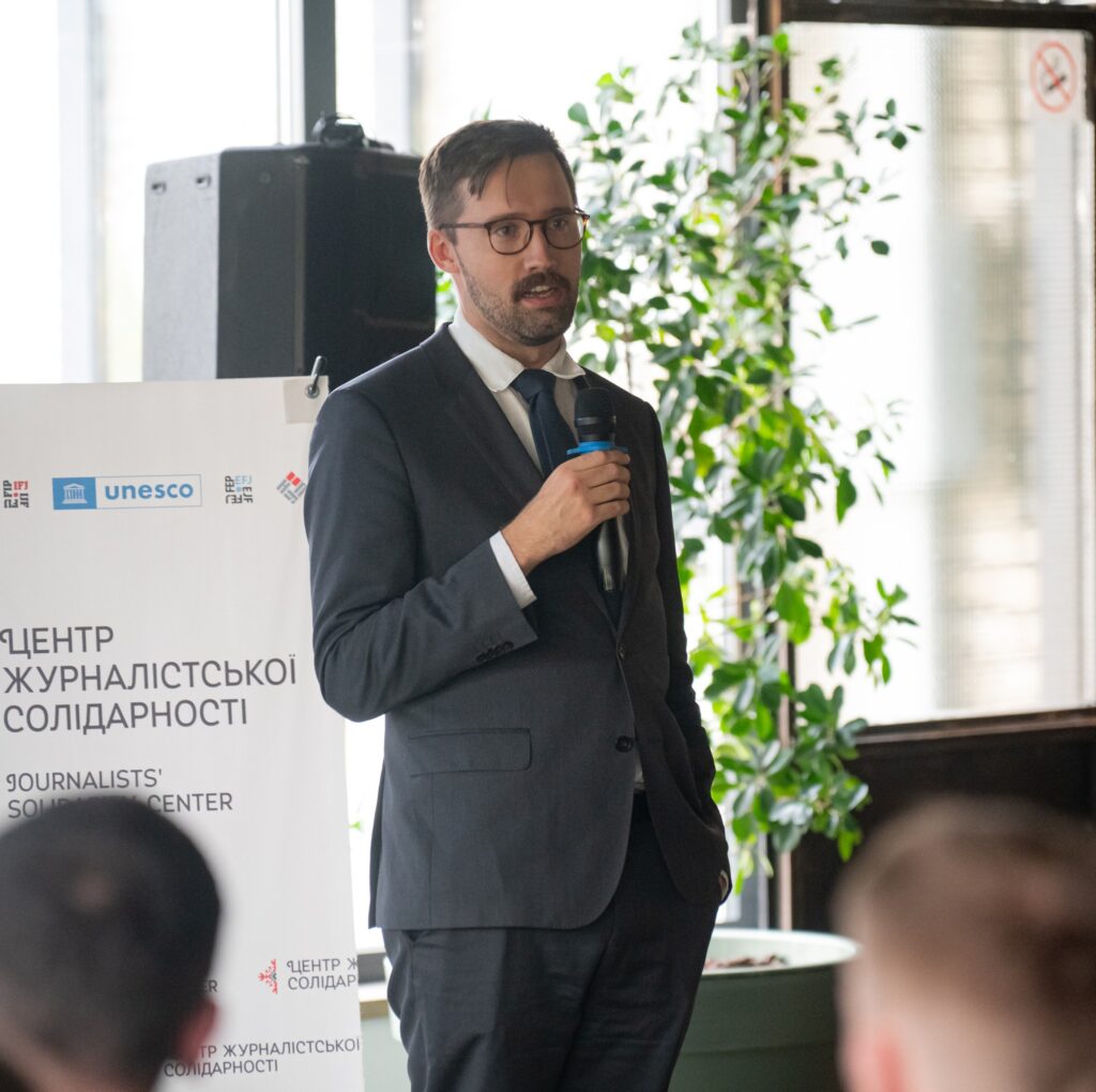 «Список Вікторії»: знайти причетних до затримання й тортур українських журналістів 7