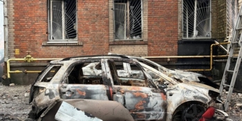 Атака на медіа у Дніпрі: ворожі телеграм-канали майже одночасно поширили відео обстрілу телевежі