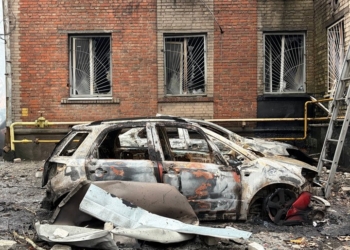 Атака на медіа у Дніпрі: ворожі телеграм-канали майже одночасно поширили відео обстрілу телевежі 12 Атака на медіа у Дніпрі: ворожі телеграм-канали майже одночасно поширили відео обстрілу телевежі