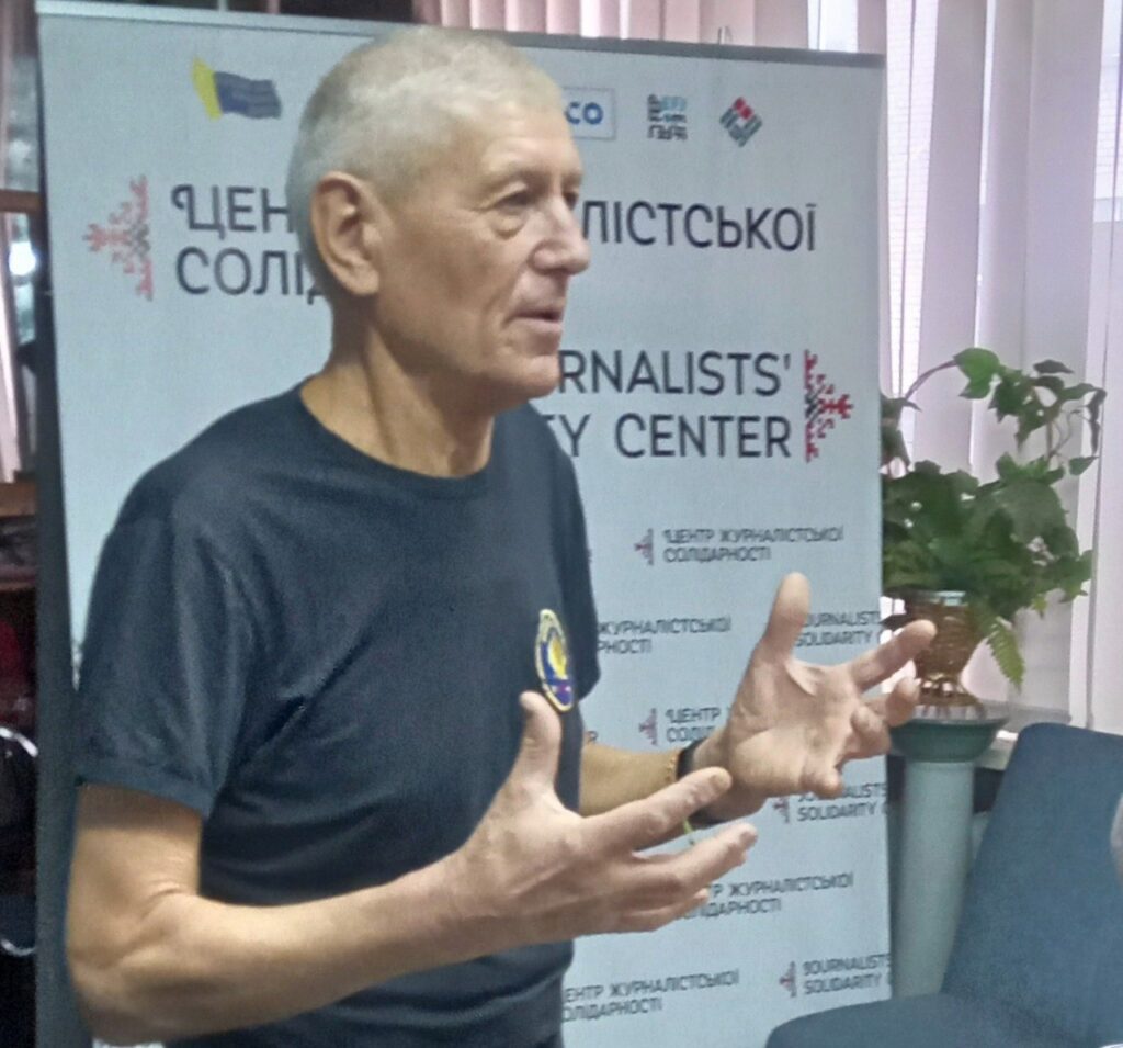  Велосипедом, човном і пішки: відомий запорізький тревел-журналіст відвідав 20  країн світу 3