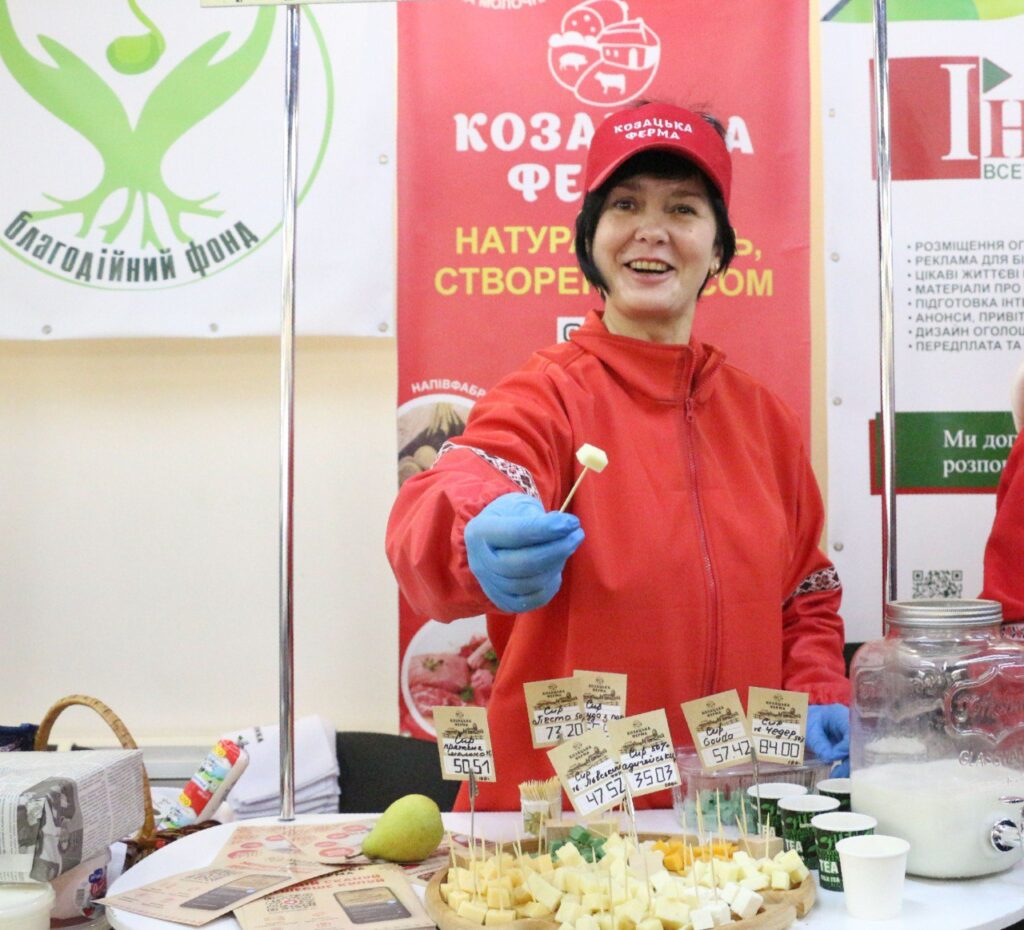 «РОК ЯРМАР’ОК» – благодійна акція молодих журналістів Запоріжжя 26 «РОК ЯРМАР’ОК» – благодійна акція молодих журналістів Запоріжжя 9