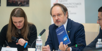 «Нам потрібно вчитися в українських журналістів», – заступник Посла Литовської Республіки про підтримку прифронтових медіа 18 «Нам потрібно вчитися в українських журналістів», – заступник Посла Литовської Республіки про підтримку прифронтових медіа