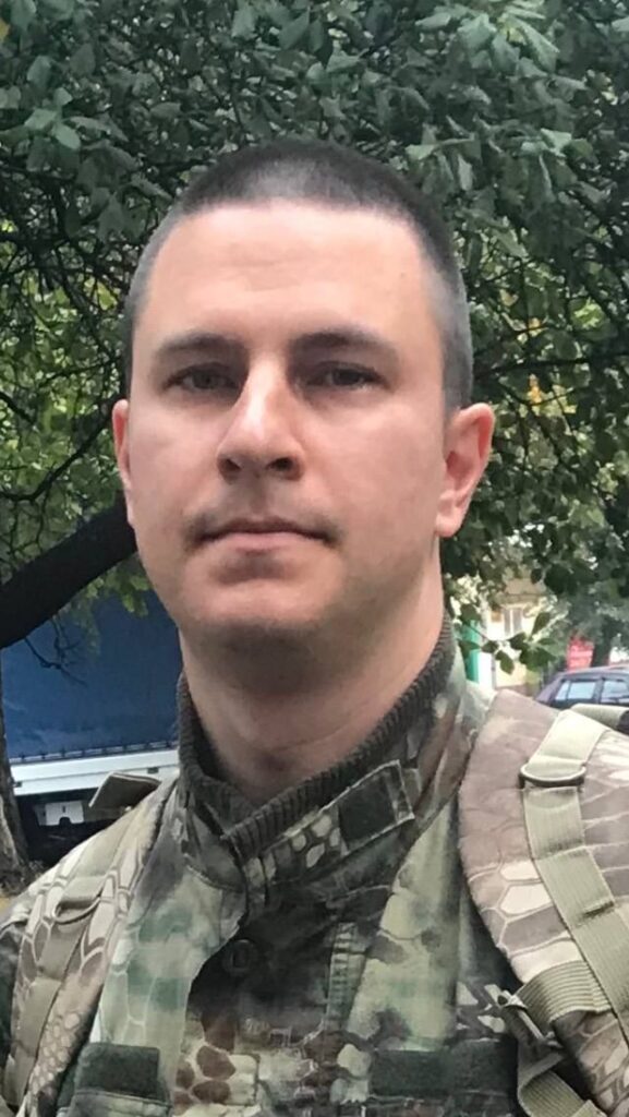 "Він розумів, що має прийти і його час". Пам’яті журналіста і військового Богдана Зайця 11