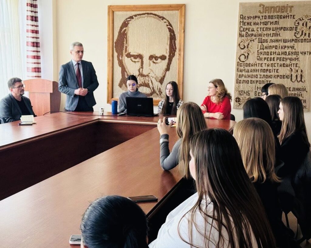 В Івано-Франківську презентували відеороботи студентів-журналістів про загиблих медійників