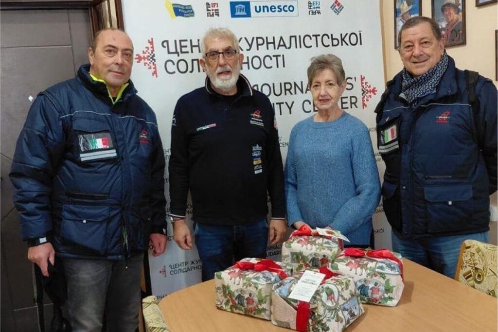 Ліхтарики проти темряви: до Івано-Франківського Центру журналістської солідарності завітали  італійські партнери