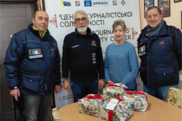 Ліхтарики проти темряви: до Івано-Франківського Центру журналістської солідарності завітали  італійські партнери