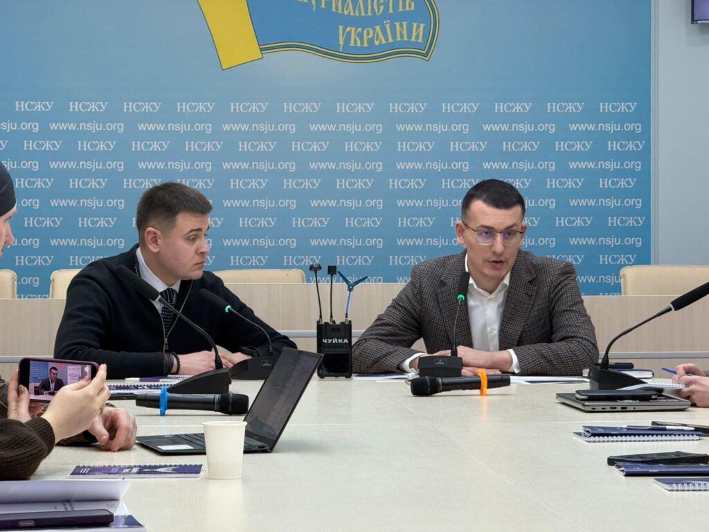 Детектори дронів замість написів «Преса»: як змінюється безпека воєнкорів в Україні 1