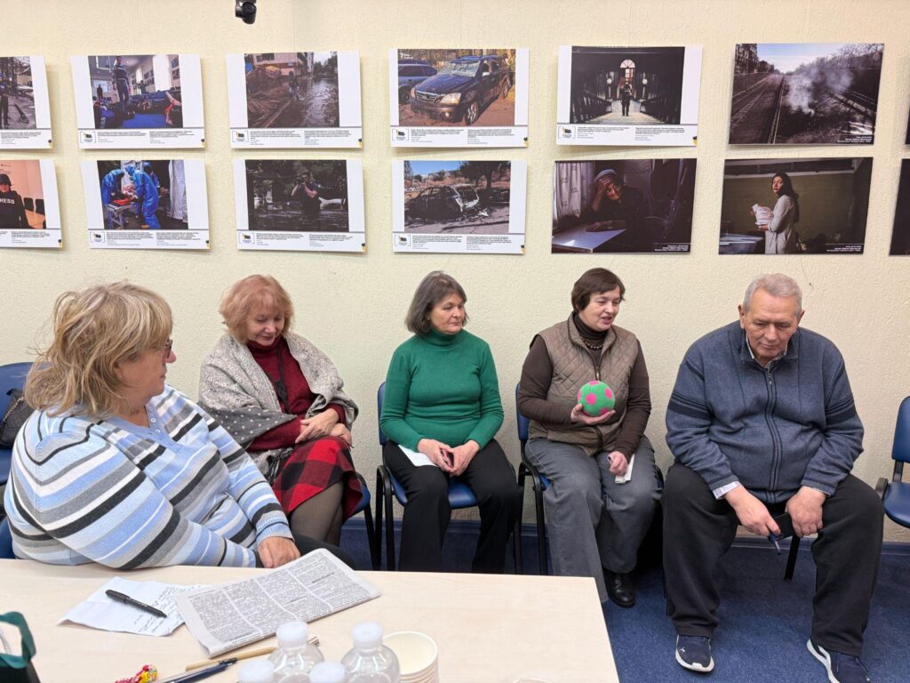 Ми світимось, коли наша мрія жива: річний досвід групи психологічної підтримки для журналістів 21 Ми світимось, коли наша мрія жива: річний досвід групи психологічної підтримки для журналістів 4