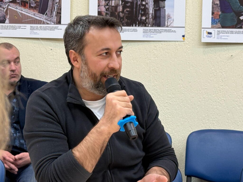 Детектори дронів замість написів «Преса»: як змінюється безпека воєнкорів в Україні 9