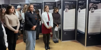 У столиці презентували Меморіал журналістам, які загинули на війні 18 У столиці презентували Меморіал журналістам, які загинули на війні