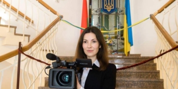 «Мені більше підходить роль розвідника під прикриттям журналіста»: українські спецслужби заарештували лукашенківську агентку