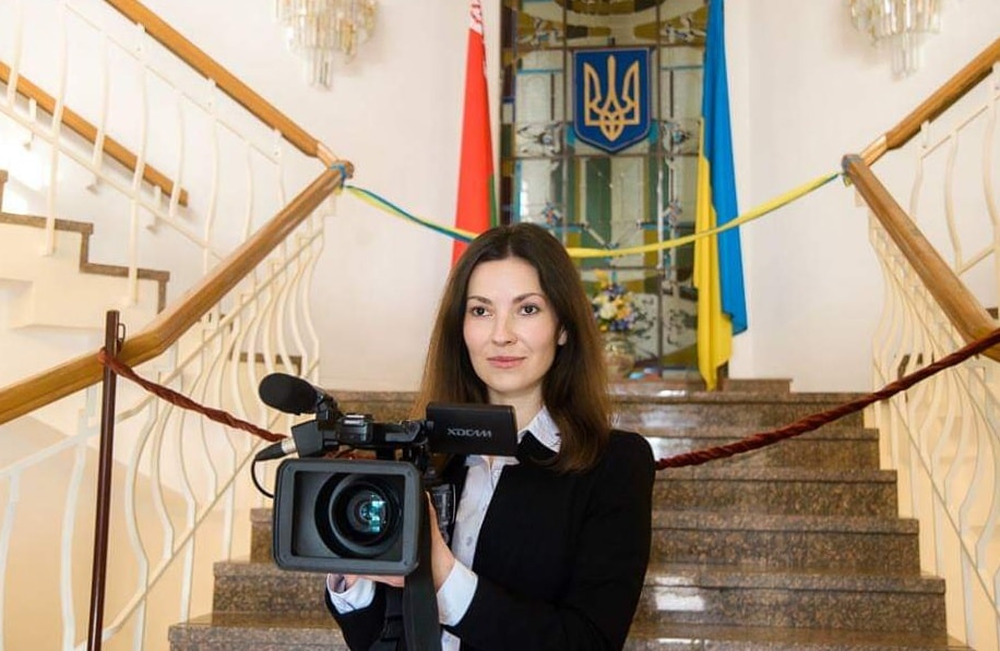 «Мені більше пасує роль розвідника під прикриттям журналіста»: українські спецслужби заарештували лукашенківську агентку 17 «Мені більше пасує роль розвідника під прикриттям журналіста»: українські спецслужби заарештували лукашенківську агентку