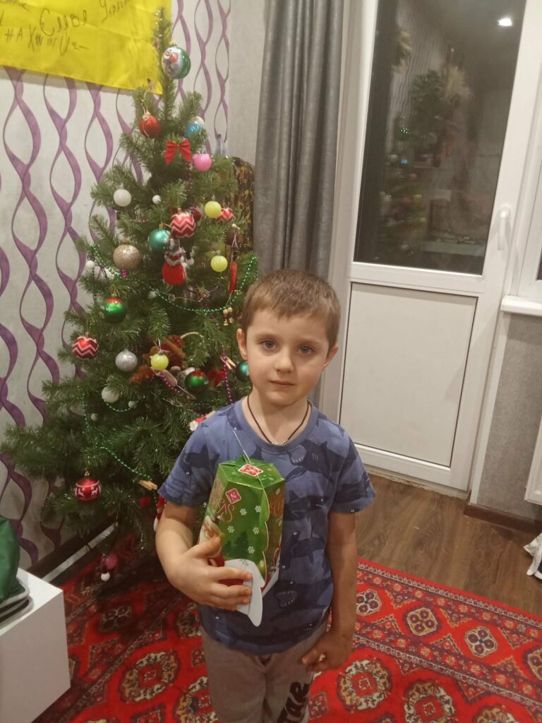 Понад 60 юних художників взяли участь у різдвяній акції черкаських спілчан 1