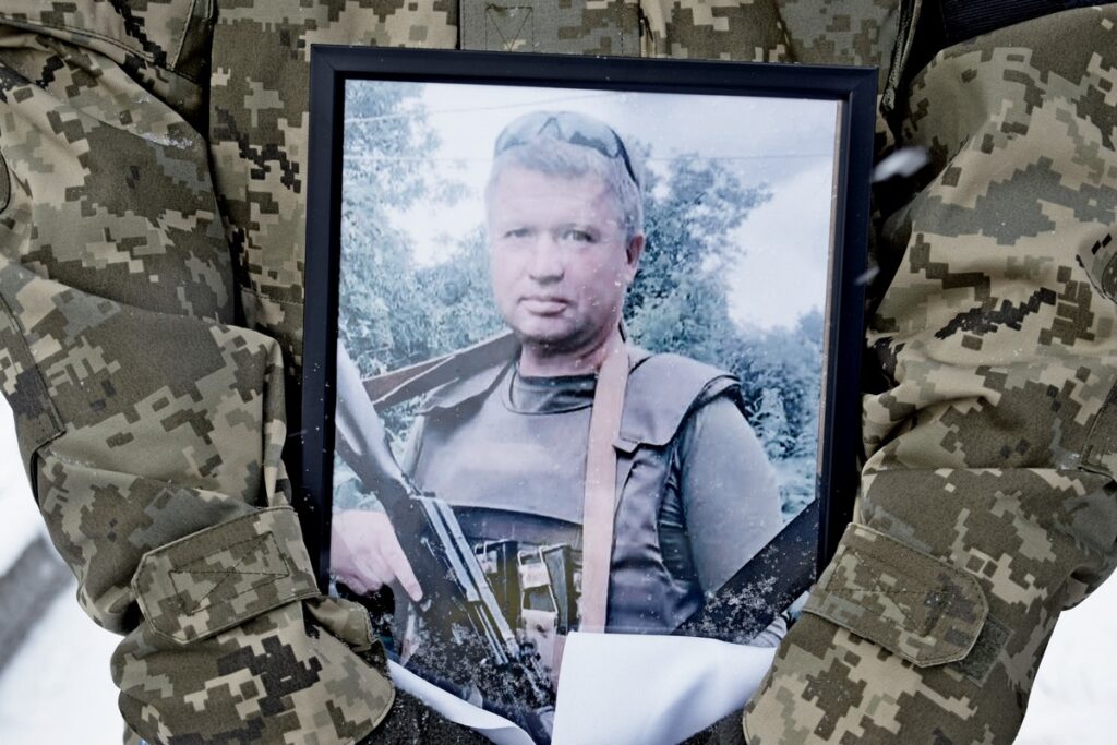 На фронті загинув фотокореспондент і воїн Володимир Сінійчук