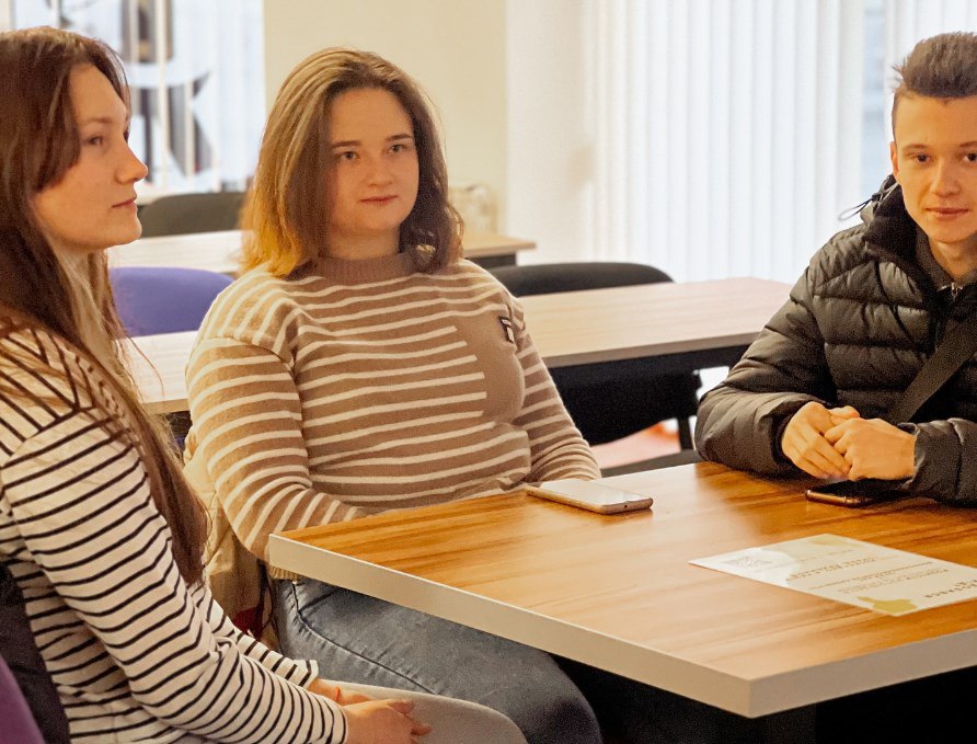 Психологічна стійкість медійників: як розкласти проблеми по «кошиках»   2