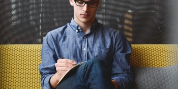 Завершується прийом заявок на грантовий конкурс: Розвиток політичної журналістики для побудови здорової демократичної екосистеми в Україні