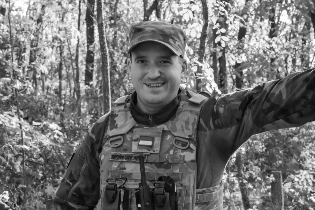 У Тернополі попрощалися з військовослужбовцем, телеоператором Павлом Ящищаком