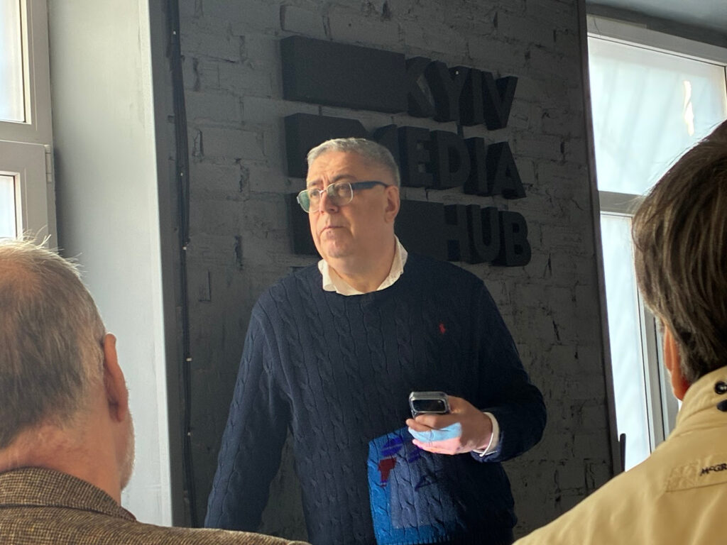 Посібник з розслідувальної журналістики: від героїзму окремих команд до системної практики 2