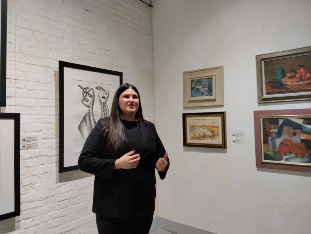 Мистецтво, яке вражає: луцькі музейники запросили журналістів у прес-тур 4