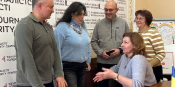 Від безпечного прихистку до інформаційного хабу: як працює об’єднаний Західноукраїнський центр журналістської солідарності