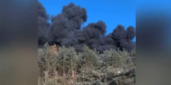 Російський обстріл поруч із маршрутом розвезення газети