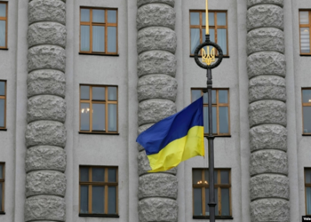 Чому іноземні журналісти ходили по колу і чи треба було повертати логіку системі?